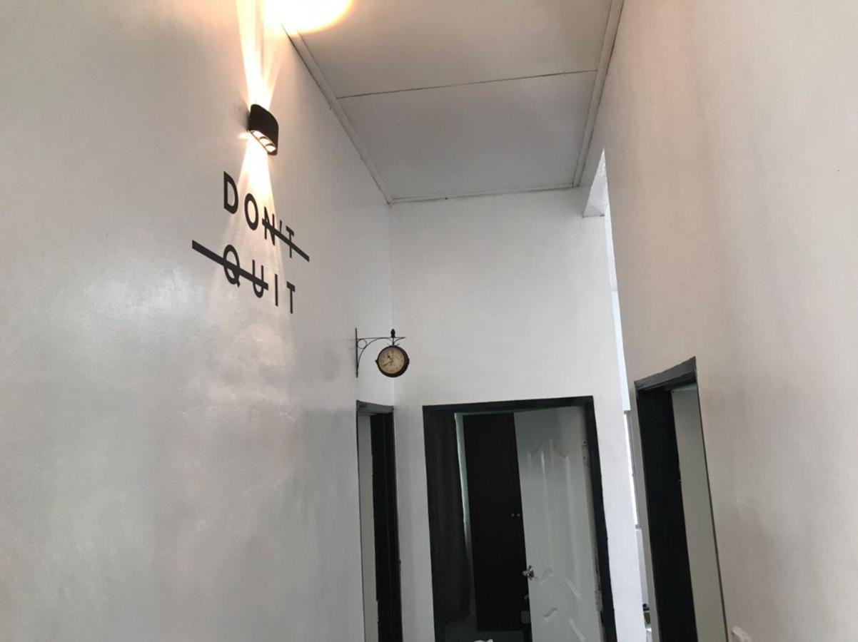 Homestay Embah Ros & Embah Lek Hutan Melintang Extérieur photo