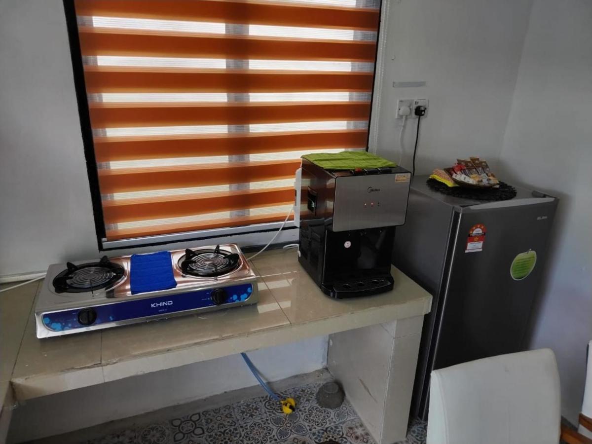 Homestay Embah Ros & Embah Lek Hutan Melintang Extérieur photo