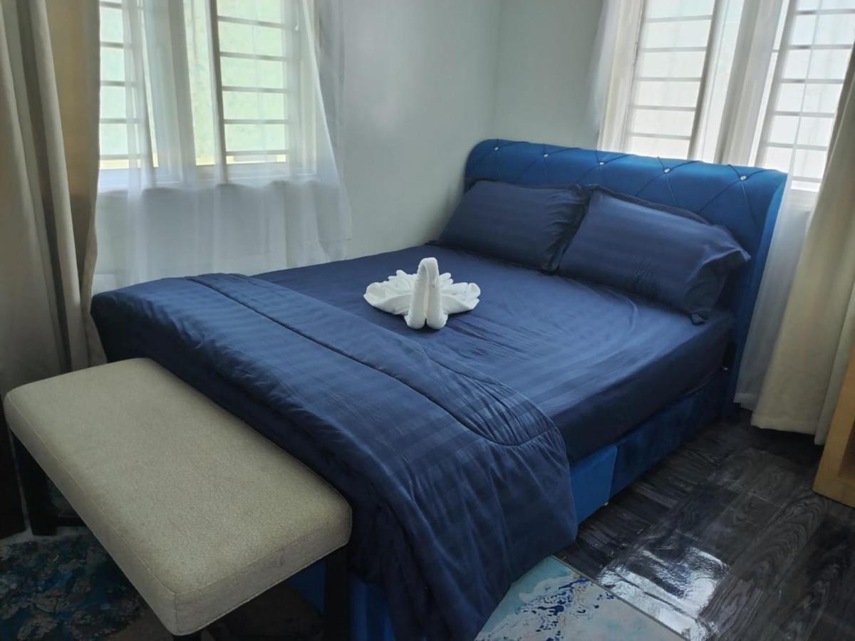Homestay Embah Ros & Embah Lek Hutan Melintang Extérieur photo