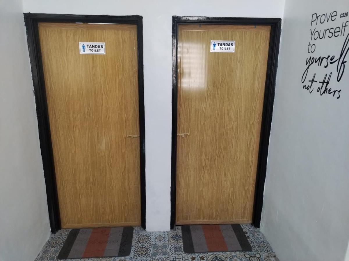 Homestay Embah Ros & Embah Lek Hutan Melintang Extérieur photo